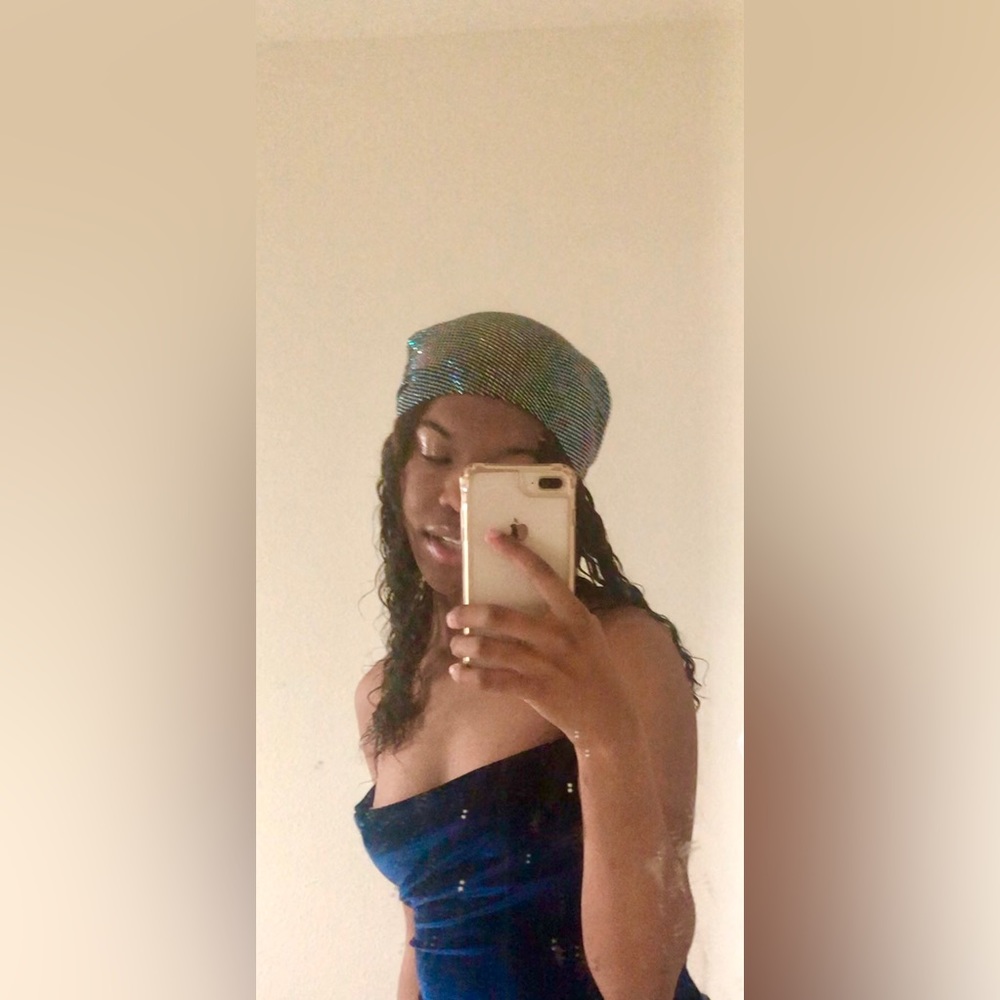 Meet your Posher, T